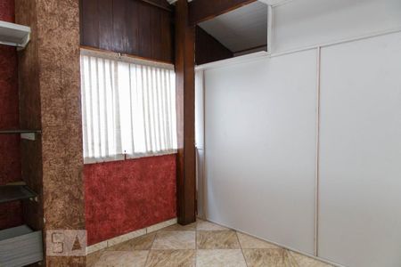 Casa à venda com 190m², 5 quartos e 2 vagasQuarto 3