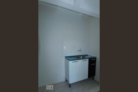 Cozinha de kitnet/studio para alugar com 1 quarto, 25m² em Santa Tereza, Porto Alegre
