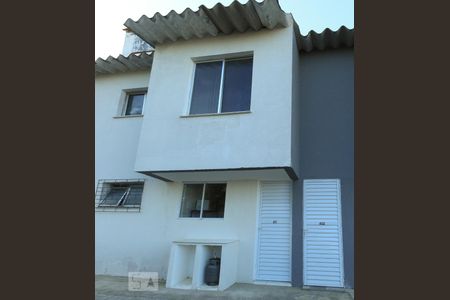 Studio para alugar com 25m², 1 quarto e sem vaga Studio para alugar com 25m², 1 quarto e sem vagaFachada