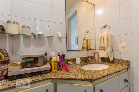 Apartamento à venda com 96m², 3 quartos e 1 vagaBanheiro da Suíte