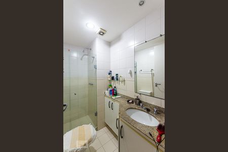 Apartamento à venda com 96m², 3 quartos e 1 vagaBanheiro Social