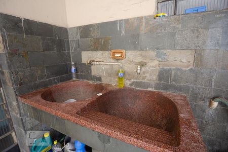 Casa à venda com 185m², 3 quartos e 1 vagaÁrea de Serviço