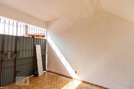 Casa à venda com 80m², 2 quartos e 1 vaga Casa à venda com 80m², 2 quartos e 1 vagaGaragem
