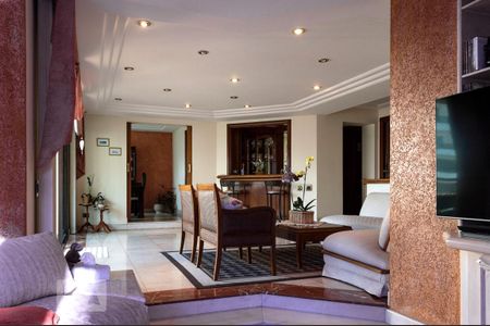 Apartamento à venda com 218m², 4 quartos e 3 vagas Apartamento à venda com 218m², 4 quartos e 3 vagasSala