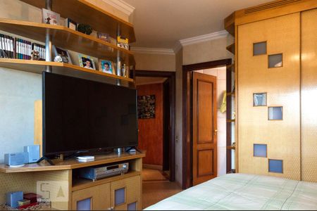 Apartamento à venda com 218m², 4 quartos e 3 vagas Apartamento à venda com 218m², 4 quartos e 3 vagasSuíte 1