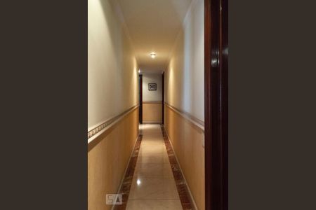 Apartamento à venda com 218m², 4 quartos e 3 vagas Apartamento à venda com 218m², 4 quartos e 3 vagasCorredor