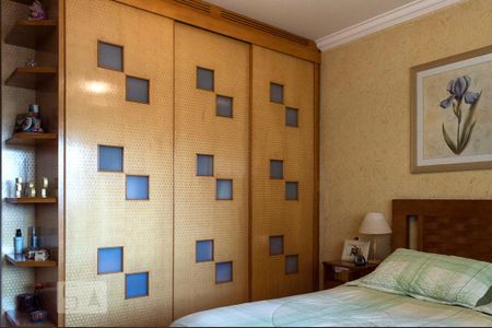 Apartamento à venda com 218m², 4 quartos e 3 vagas Apartamento à venda com 218m², 4 quartos e 3 vagasSuíte 1