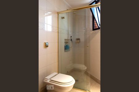 Apartamento à venda com 218m², 4 quartos e 3 vagas Apartamento à venda com 218m², 4 quartos e 3 vagasBanheiro da Suíte 2