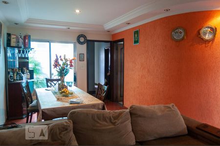 Sala de casa à venda com 5 quartos, 200m² em Jardim Vila Formosa, São Paulo