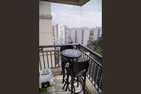 Varanda da sala de apartamento à venda com 2 quartos, 53m² em Vila Bela, São Paulo