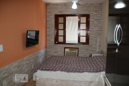 Casa à venda com 2 quartos, 110m² em Tanque, Rio de Janeiro