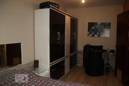 Casa à venda com 2 quartos, 110m² em Tanque, Rio de Janeiro