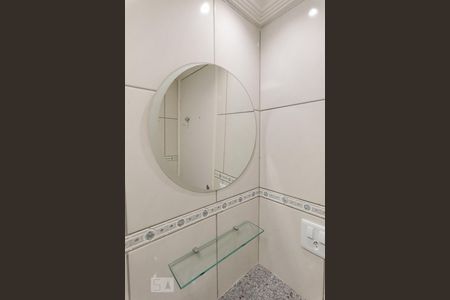 Apartamento à venda com 63m², 3 quartos e 2 vagasDetalhe do banheiro