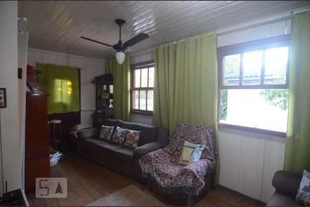 Sala de casa à venda com 3 quartos, 110m² em Bairro Fátima, Canoas