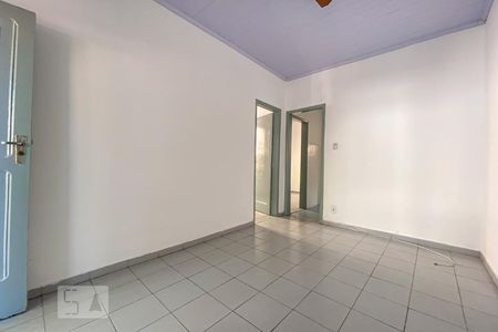 Sala de casa para alugar com 2 quartos, 75m² em Olaria, Rio de Janeiro