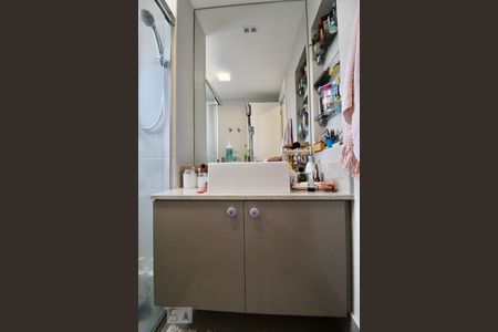 Apartamento à venda com 92m², 3 quartos e 2 vagasBanheiro da Suíte