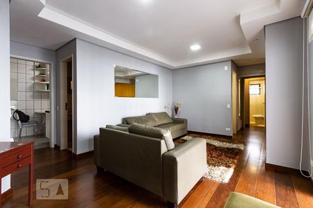 Sala de apartamento para alugar com 2 quartos, 100m² em Vila Madalena, São Paulo