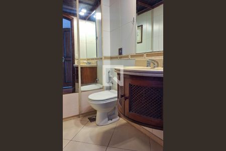 Lavabo de apartamento à venda com 4 quartos, 200m² em Icaraí, Niterói