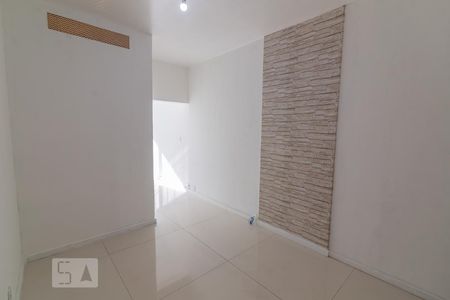 Apartamento à venda com 84m², 3 quartos e sem vaga Apartamento à venda com 84m², 3 quartos e sem vagaSala