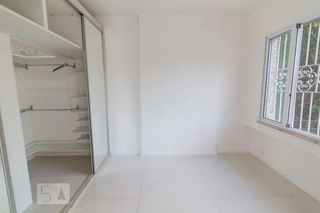 Apartamento à venda com 84m², 3 quartos e sem vaga Apartamento à venda com 84m², 3 quartos e sem vagaSuíte