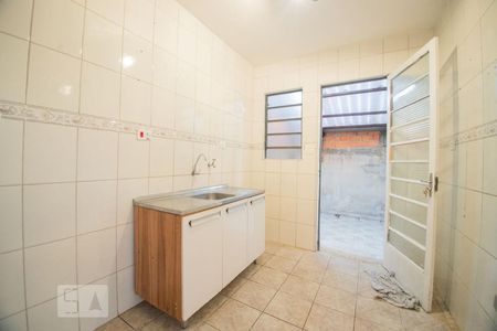 Casa à venda com 165m², 3 quartos e 2 vagascozinha