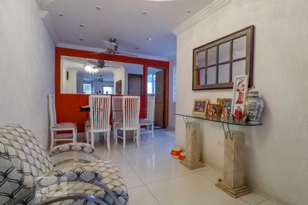 Sala de casa à venda com 3 quartos, 179m² em Vila Brasílio Machado, São Paulo