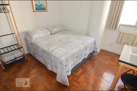 Sala / Quarto de kitnet/studio para alugar com 1 quarto, 28m² em Botafogo, Rio de Janeiro