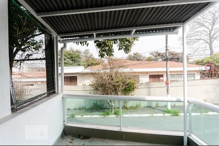 Casa para alugar com 110m², 3 quartos e 2 vagas Casa para alugar com 110m², 3 quartos e 2 vagasTerraço