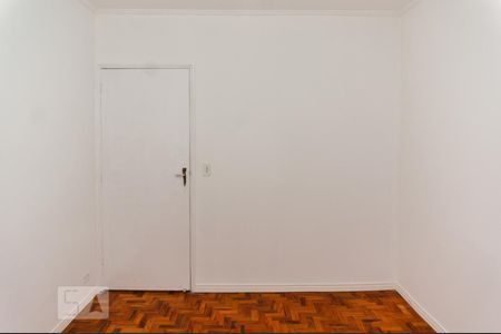 Quarto 2 de casa à venda com 3 quartos, 110m² em Parque São Domingos, São Paulo