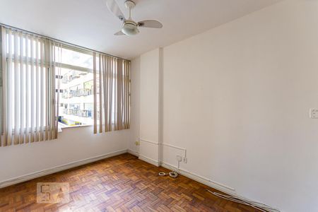 Sala de apartamento para alugar com 2 quartos, 60m² em Centro, Niterói