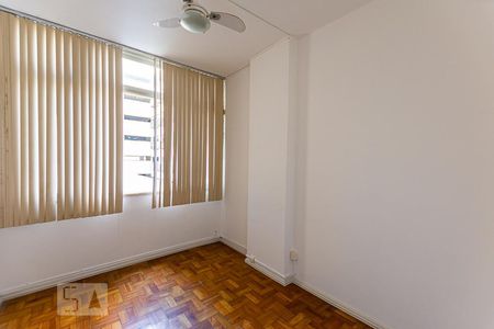Quarto 1 de apartamento para alugar com 2 quartos, 60m² em Centro, Niterói
