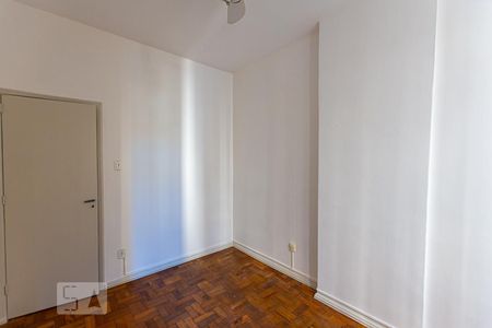 Quarto 2 de apartamento para alugar com 2 quartos, 60m² em Centro, Niterói