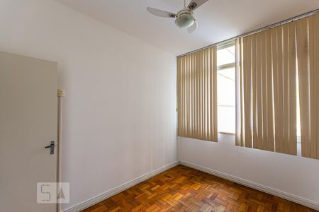 Quarto 1 de apartamento para alugar com 2 quartos, 60m² em Centro, Niterói