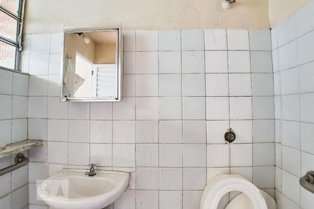 Banheiro de casa à venda com 1 quarto, 40m² em Vila Nhocune, São Paulo