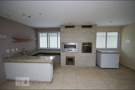 Apartamento para alugar com 115m², 3 quartos e 2 vagas Apartamento para alugar com 115m², 3 quartos e 2 vagasÁrea comum - Churrasqueira