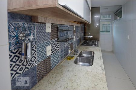 Apartamento para alugar com 115m², 3 quartos e 2 vagas Apartamento para alugar com 115m², 3 quartos e 2 vagasCozinha