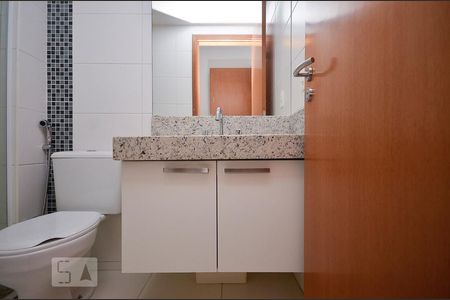 Apartamento para alugar com 115m², 3 quartos e 2 vagas Apartamento para alugar com 115m², 3 quartos e 2 vagasBanheiro da Suíte