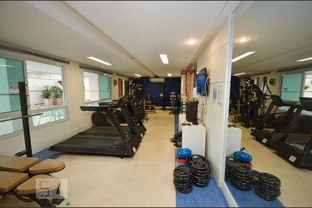 Apartamento para alugar com 115m², 3 quartos e 2 vagas Apartamento para alugar com 115m², 3 quartos e 2 vagasAcademia