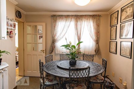 Apartamento à venda com 227m², 4 quartos e 4 vagasSala de almoço