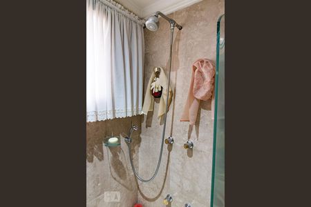 Apartamento à venda com 227m², 4 quartos e 4 vagasChuveiro