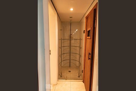 Apartamento à venda com 227m², 4 quartos e 4 vagasDucha