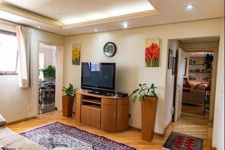 Apartamento à venda com 227m², 4 quartos e 4 vagasSala de tv