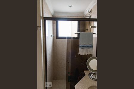 Apartamento à venda com 227m², 4 quartos e 4 vagasBanheiro da suíte 4