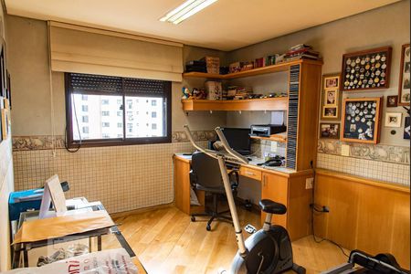 Apartamento à venda com 227m², 4 quartos e 4 vagasSuíte 3