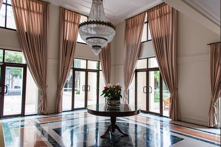 Apartamento à venda com 227m², 4 quartos e 4 vagasHall de entrada