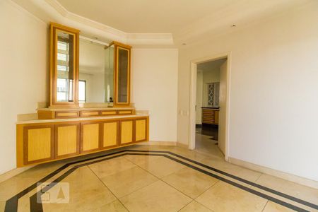 Apartamento à venda com 257m², 4 quartos e 6 vagasSala de Jantar