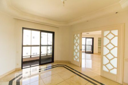 Apartamento à venda com 257m², 4 quartos e 6 vagasSala de Jantar