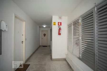 Apartamento à venda com 55m², 2 quartos e 1 vagaHall social