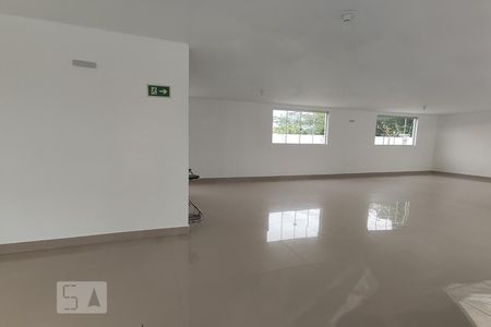 Apartamento para alugar com 40m², 2 quartos e 1 vagaÁrea comum - Salão de festas