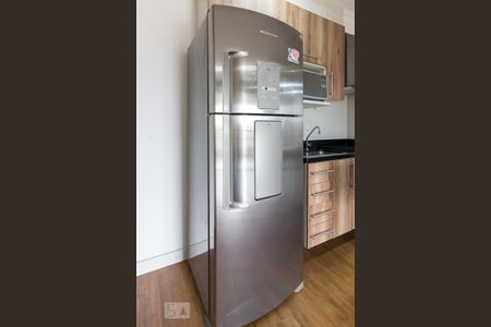 Apartamento à venda com 56m², 2 quartos e 1 vagaCozinha - geladeira